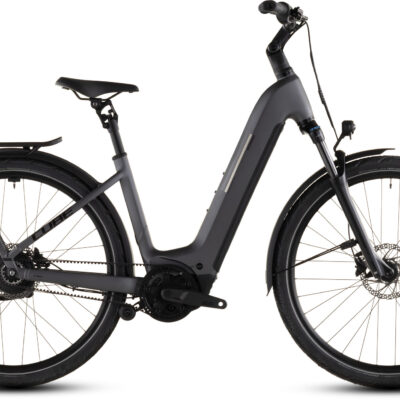 Cube Kathmandu Hybrid.jpg