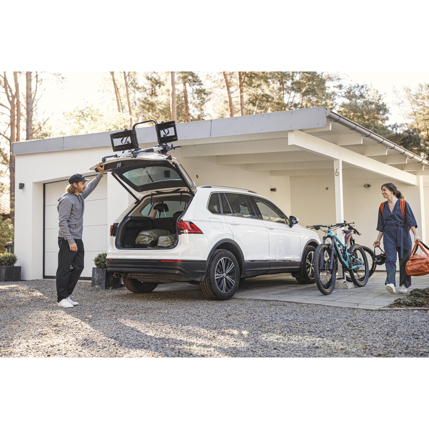 thule outway platform 2 boot bike rack for 2 bikes 9 975048.jpg